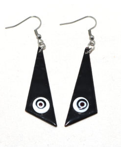 Oorbellen emaille zwart wit