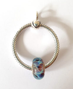 Hanger voor bedels, rond